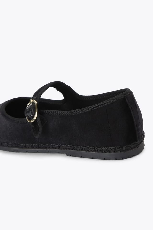 Steve Madden STEVE MADDEN Women's 'Velma Black Velvet' Velvet Flats - 3