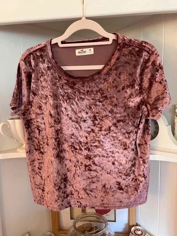Hollister Pink Crushed Velvet - Y2K Style Cropped - Short Sleeve- Hollister -Size 12 - 14