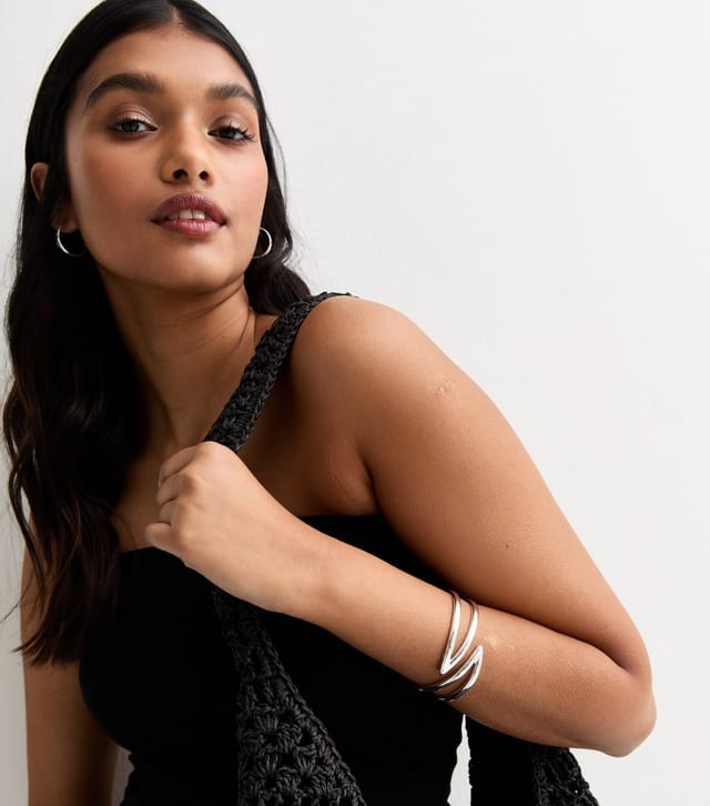 New Look Silver Cut Out Hinge Cuff Bracelet New Look - 2