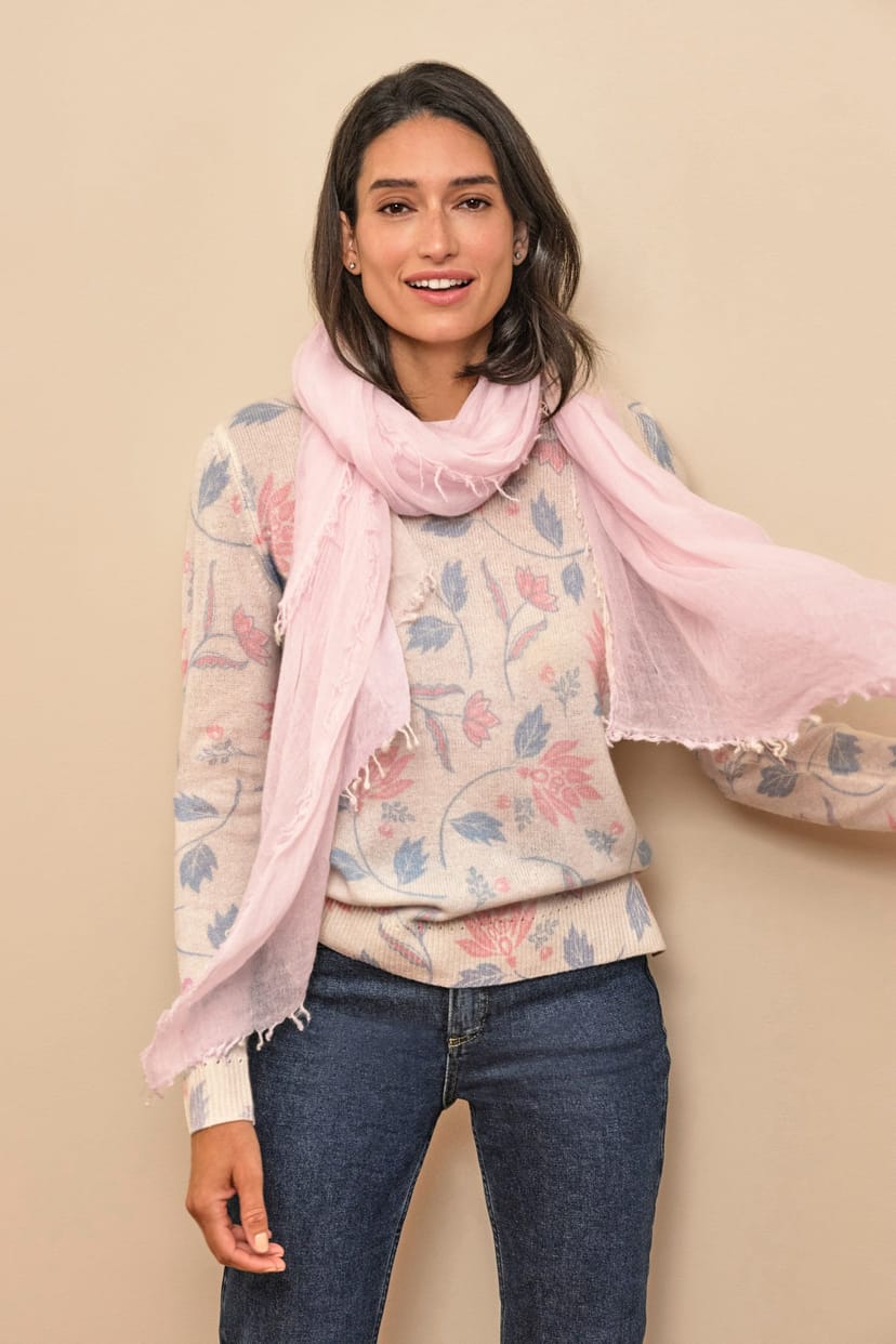 Pure Collection Pure Collection Women's Ultra Fine Cashmere Scarf in Pale Pink - 1