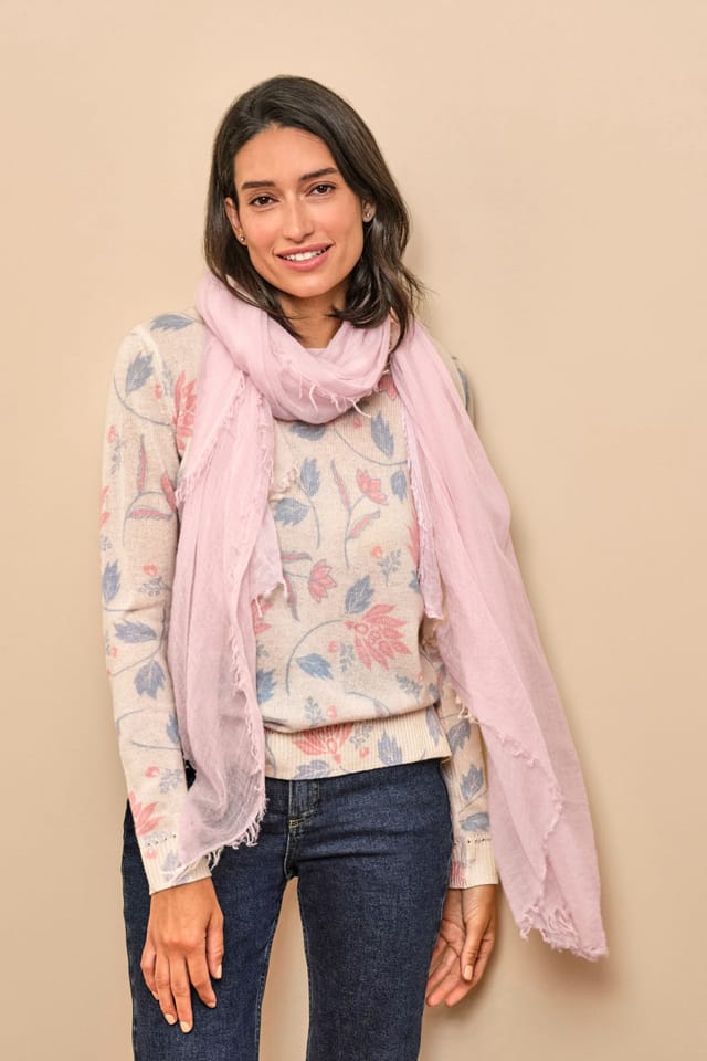 Pure Collection Pure Collection Women's Ultra Fine Cashmere Scarf in Pale Pink - 2