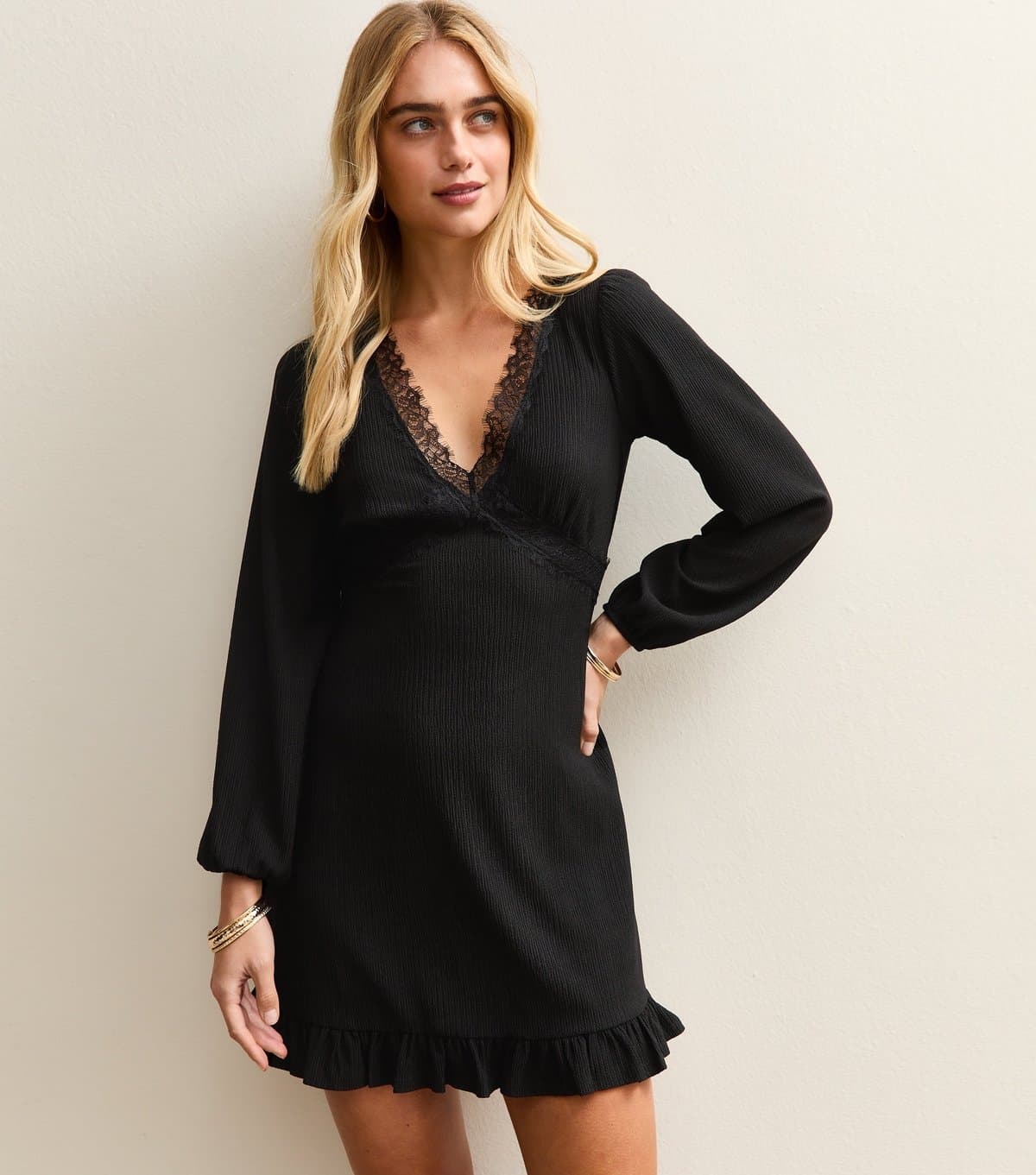 New Look Women's Black Lace Trim long Sleeve Mini Dress New Look