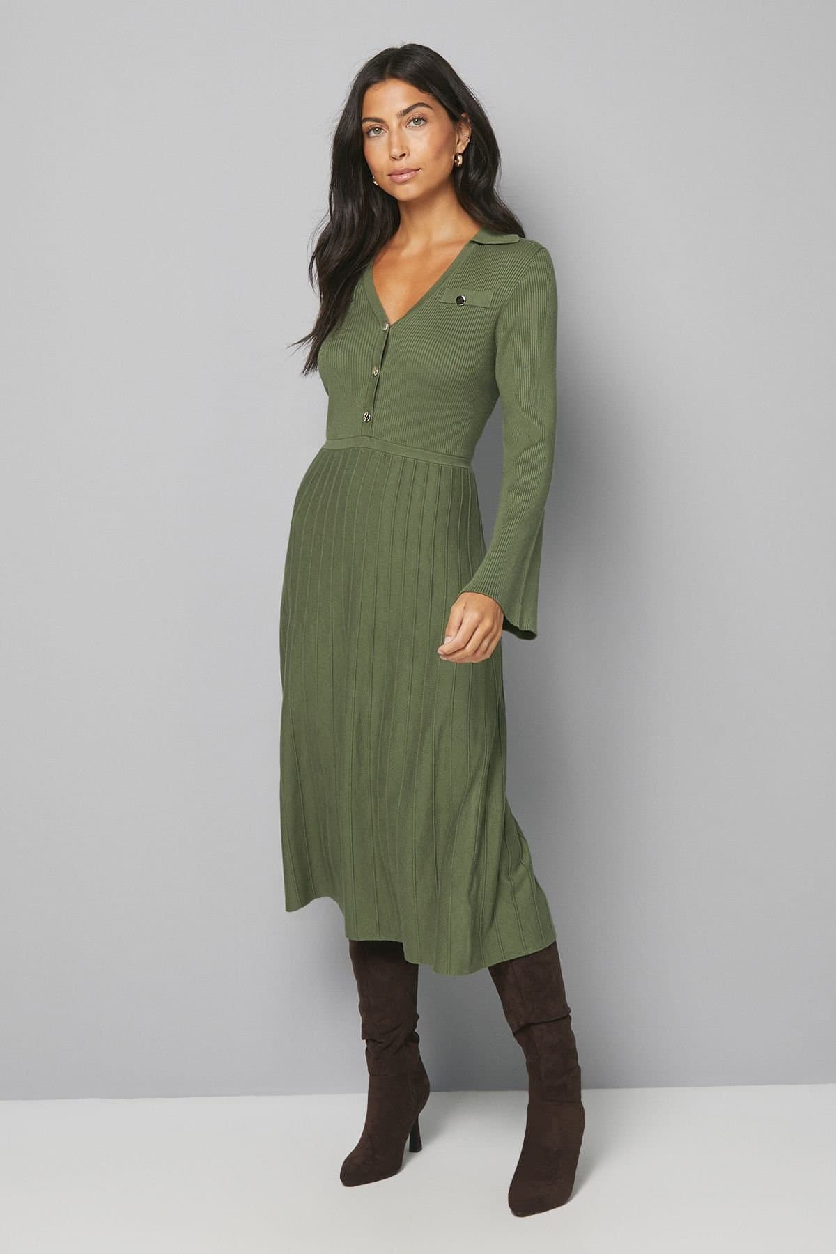 Wallis Wallis Women's Statement Button Pleated Knitted Dress in Khaki