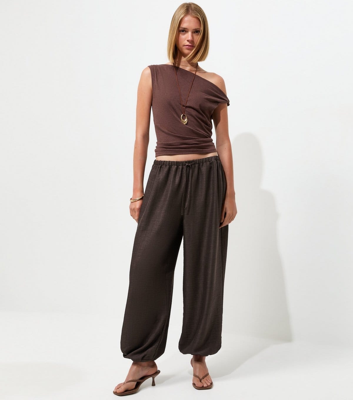 New Look Brown Drawstring Cuffed Wide-Leg Trousers