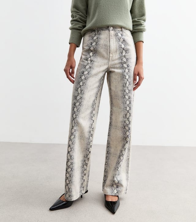 New Look Women's White Snakeskin Print Wide Leg Jeans New Look - 3