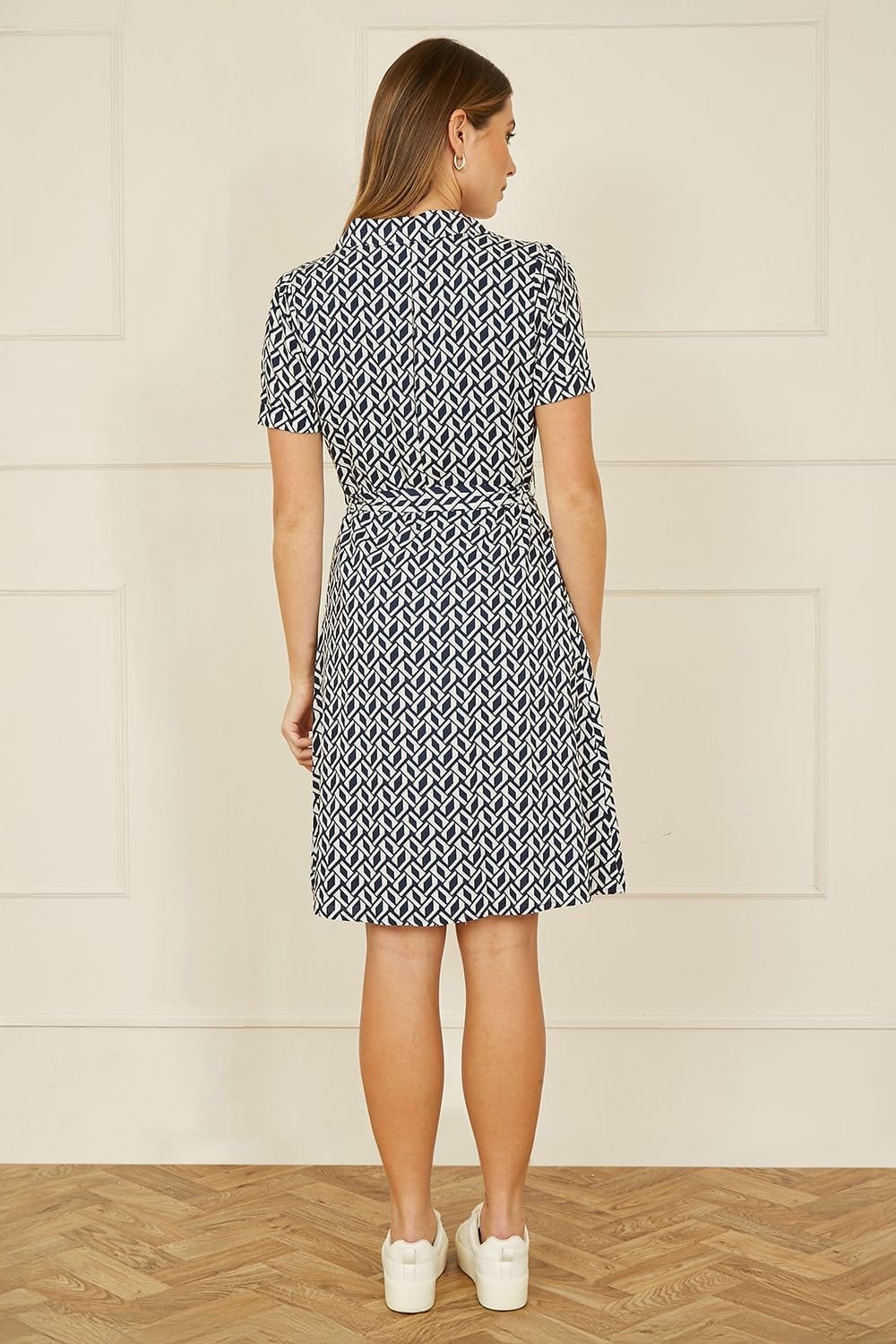 Yumi Yumi Women's Navy Geo Print Retro Style Shirt Dress - 4