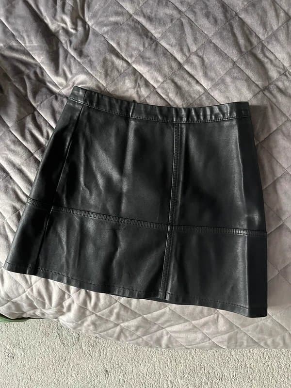 New Look Black leather skirt