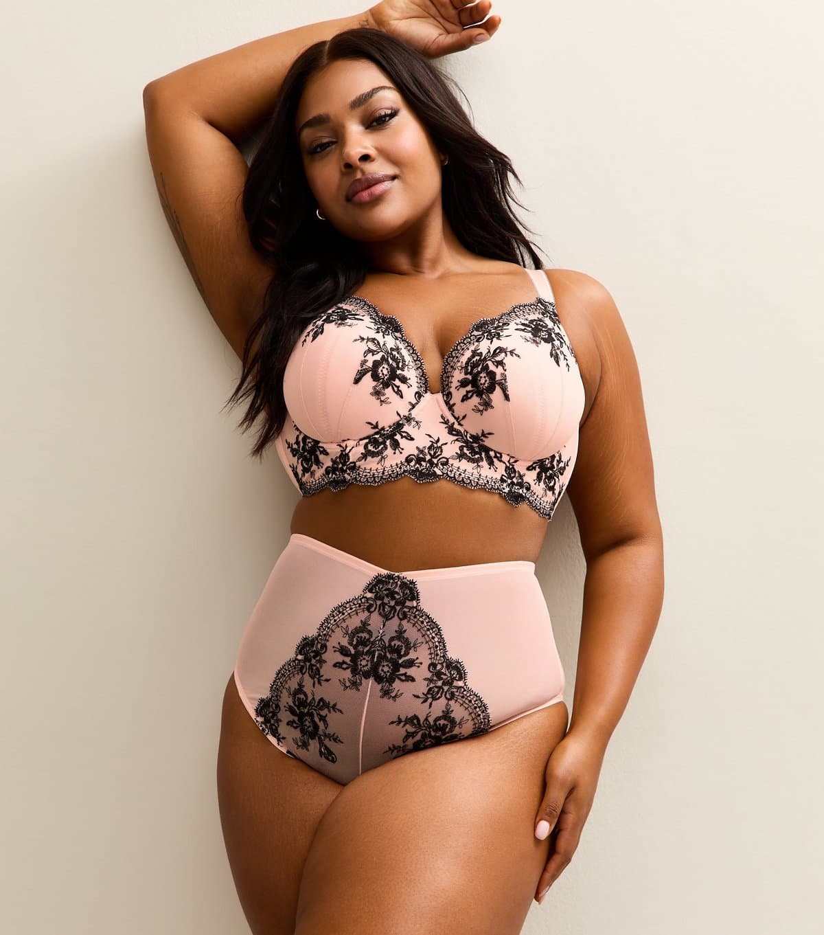 New Look Women's Plus Size Light Pink Eyelash Embroidered High Waist Briefs Curves New Look
