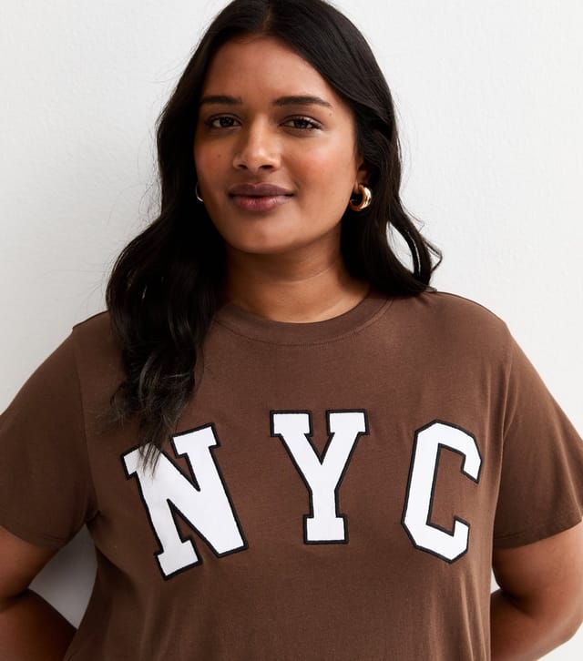 New Look Women's Plus Size Brown NYC Relaxed Tee Curves New Look - 2
