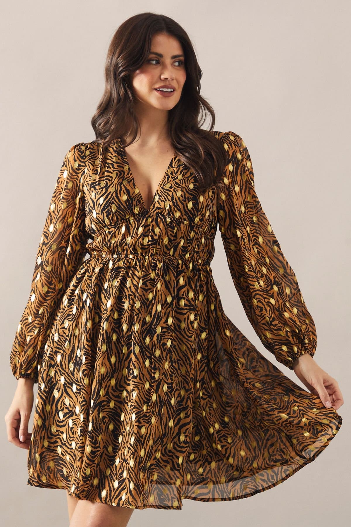 Wallis Wallis Women's Printed Blouson Sleeve Metallic Mini Dress in Animal