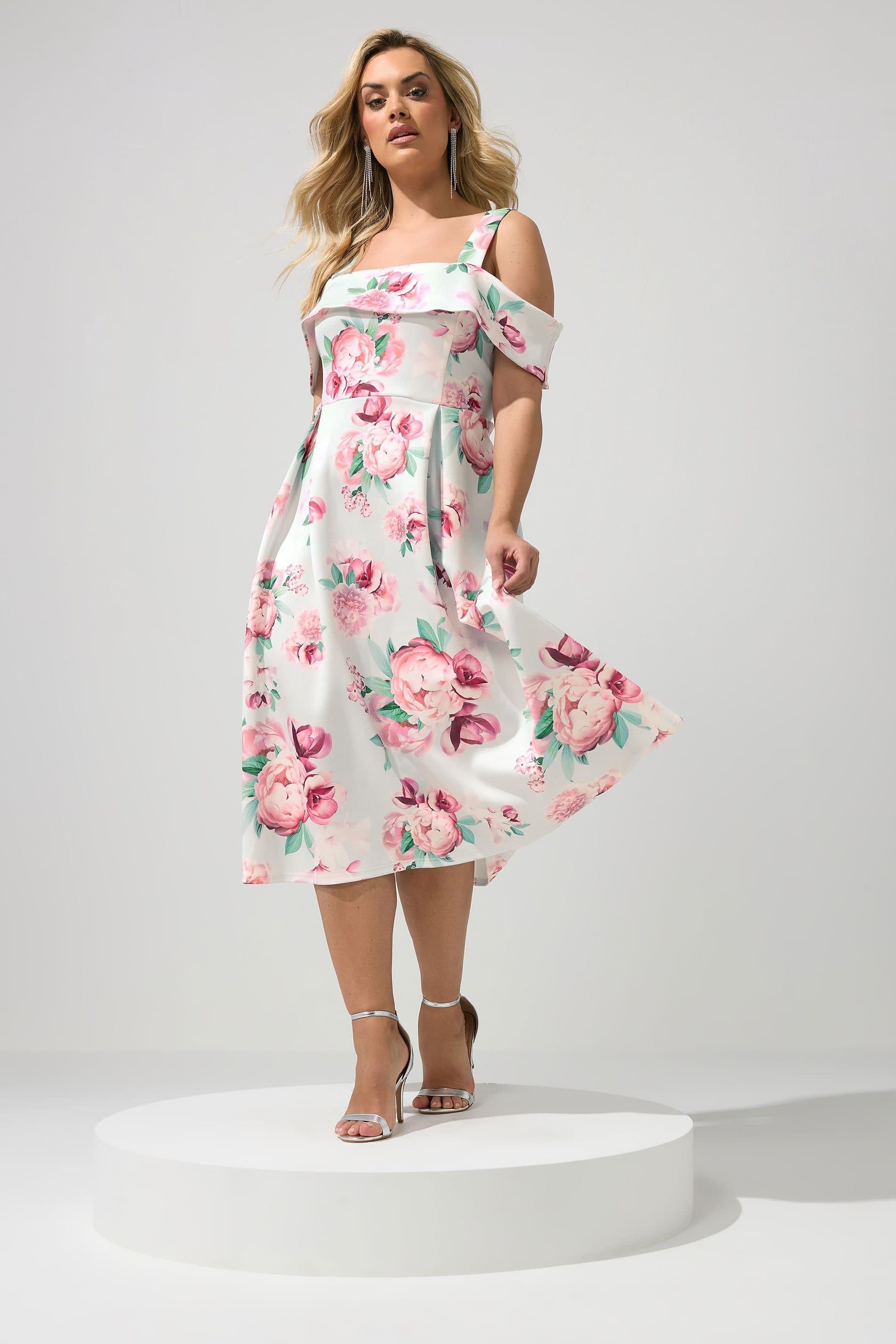 Yours Yours Women's Cold Shoulder Floral Skater Dress in Light Green