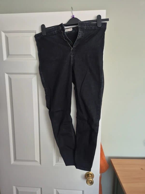 Topshop Topshop black joni holding power jeans size W34 L30