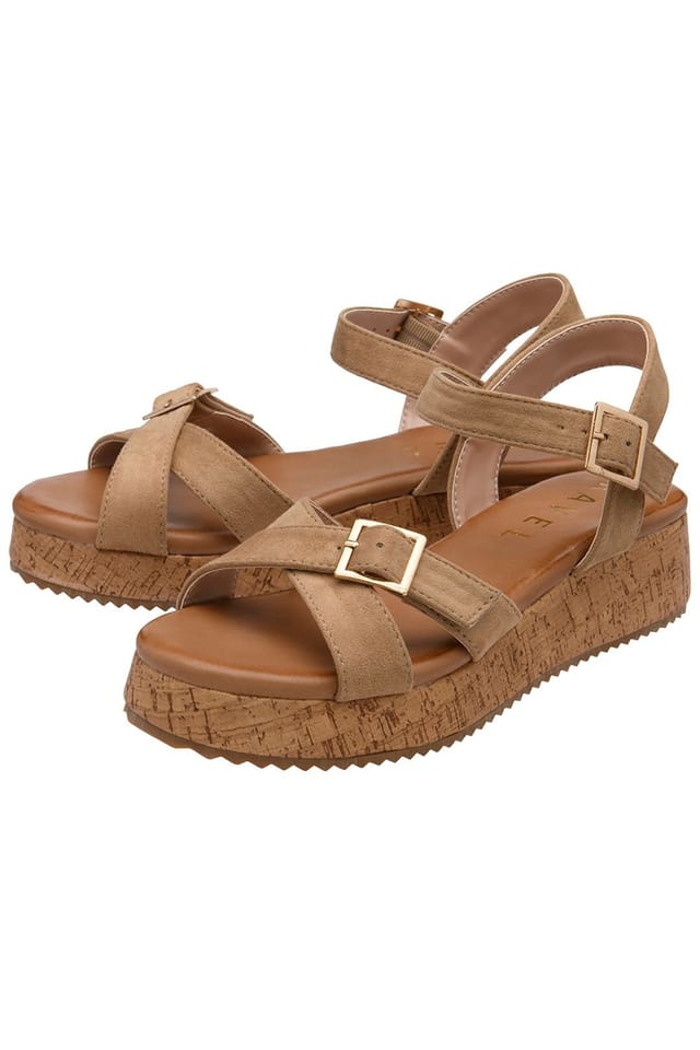 Ravel Ravel Women's 'Eals' Platform Sandals in Beige - 2