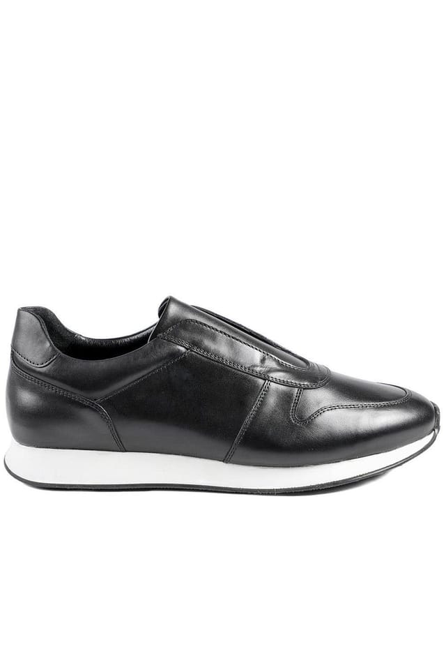Jones Bootmaker Jones Bootmaker Men's Taccino Leather Slip On Trainers in Black - 2