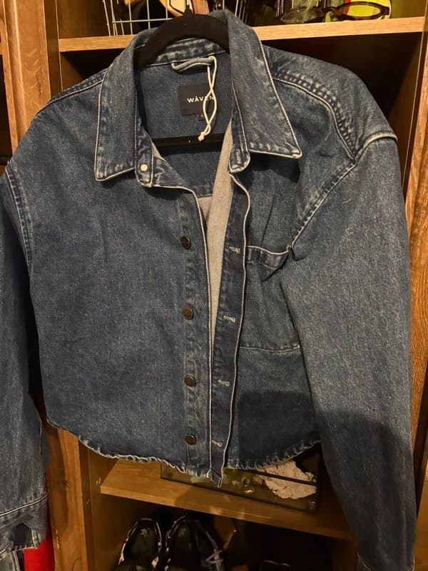 ASOS ASOS cropped denim jacket