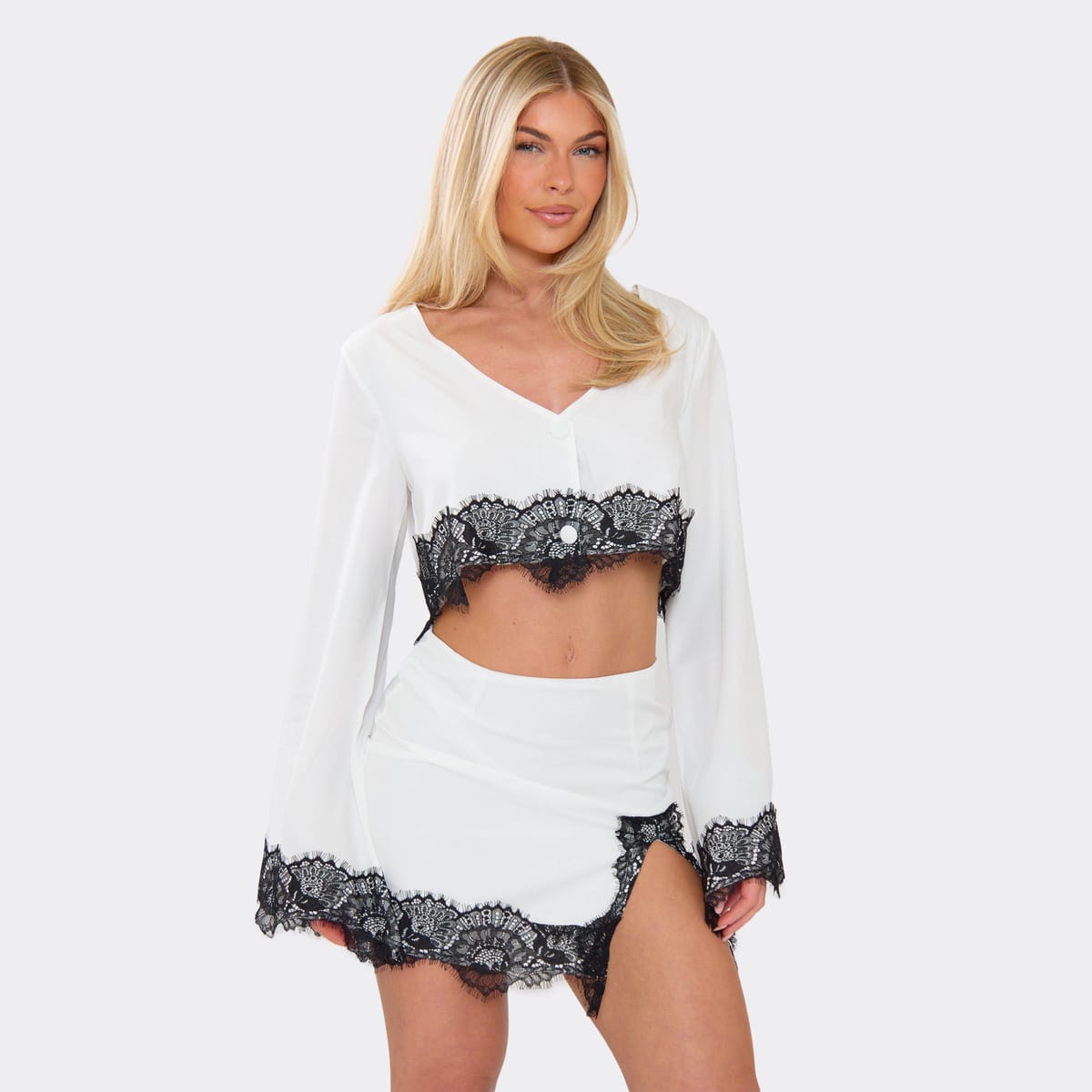 EGO Long Sleeve V Neck Lace Trim Button Through Crop Top In White, Women's Size UK 6 - 1