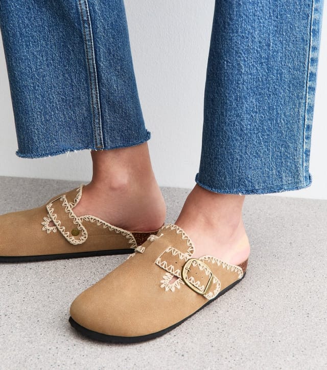 New Look Women's Brown Faux Suede Whipstitched Mules New Look - 2