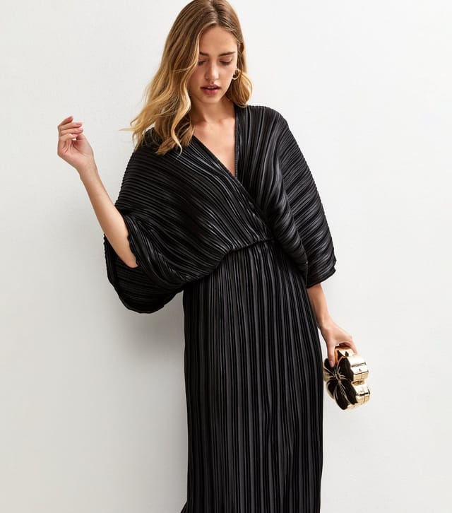 New Look Women's Black Satin Plisse Batwing Sleeve Midi Dress New Look - 2