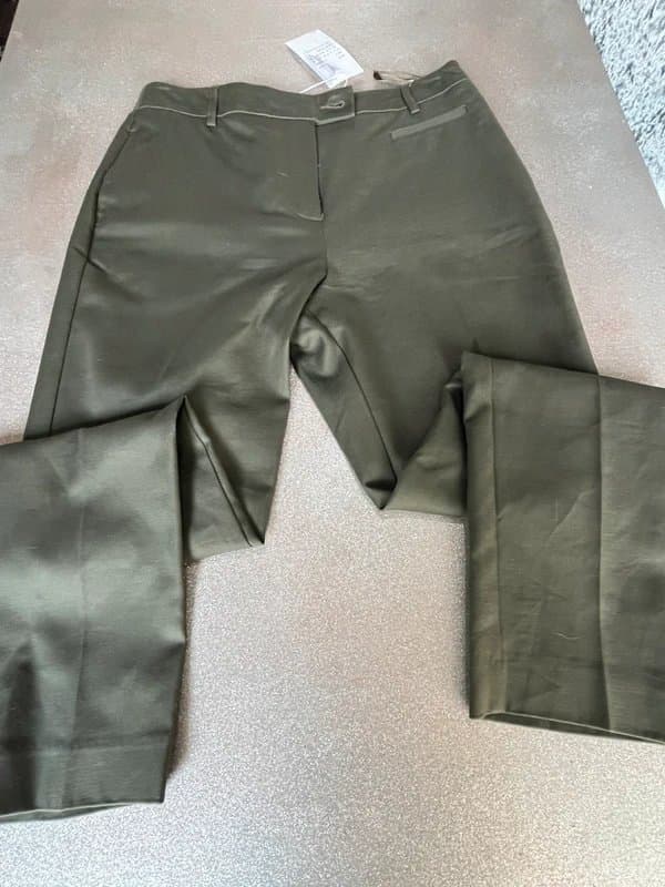Warehouse Warehouse khaki pants size 12 BNWT