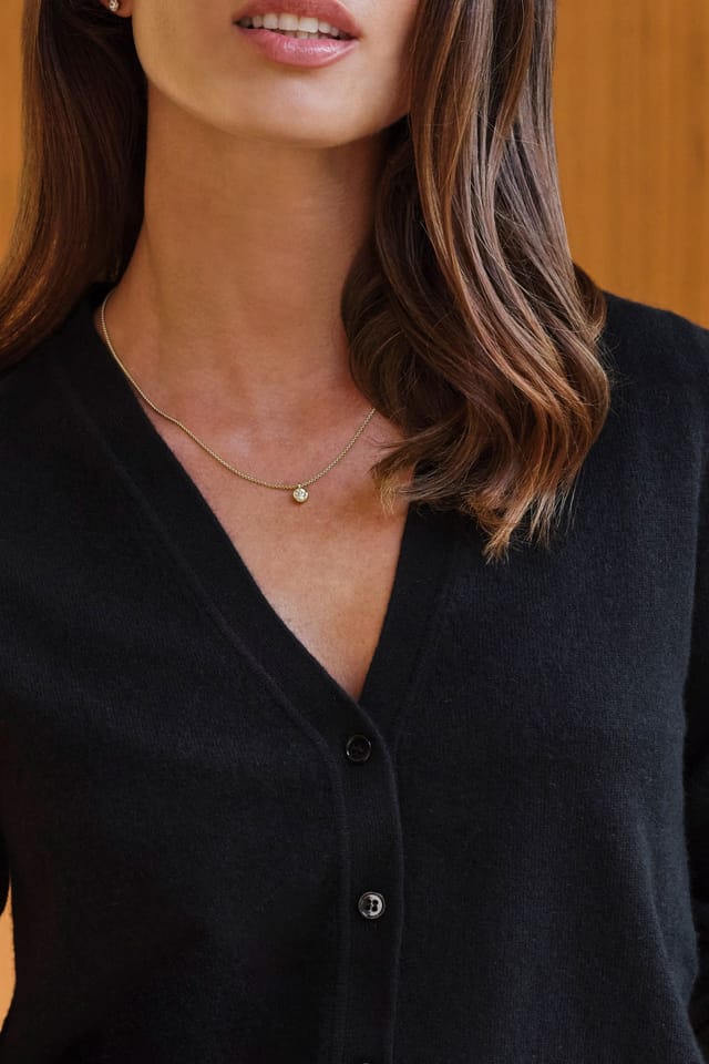 Pure Collection Pure Collection Women's Cashmere V Neck Cardigan in Black - 2