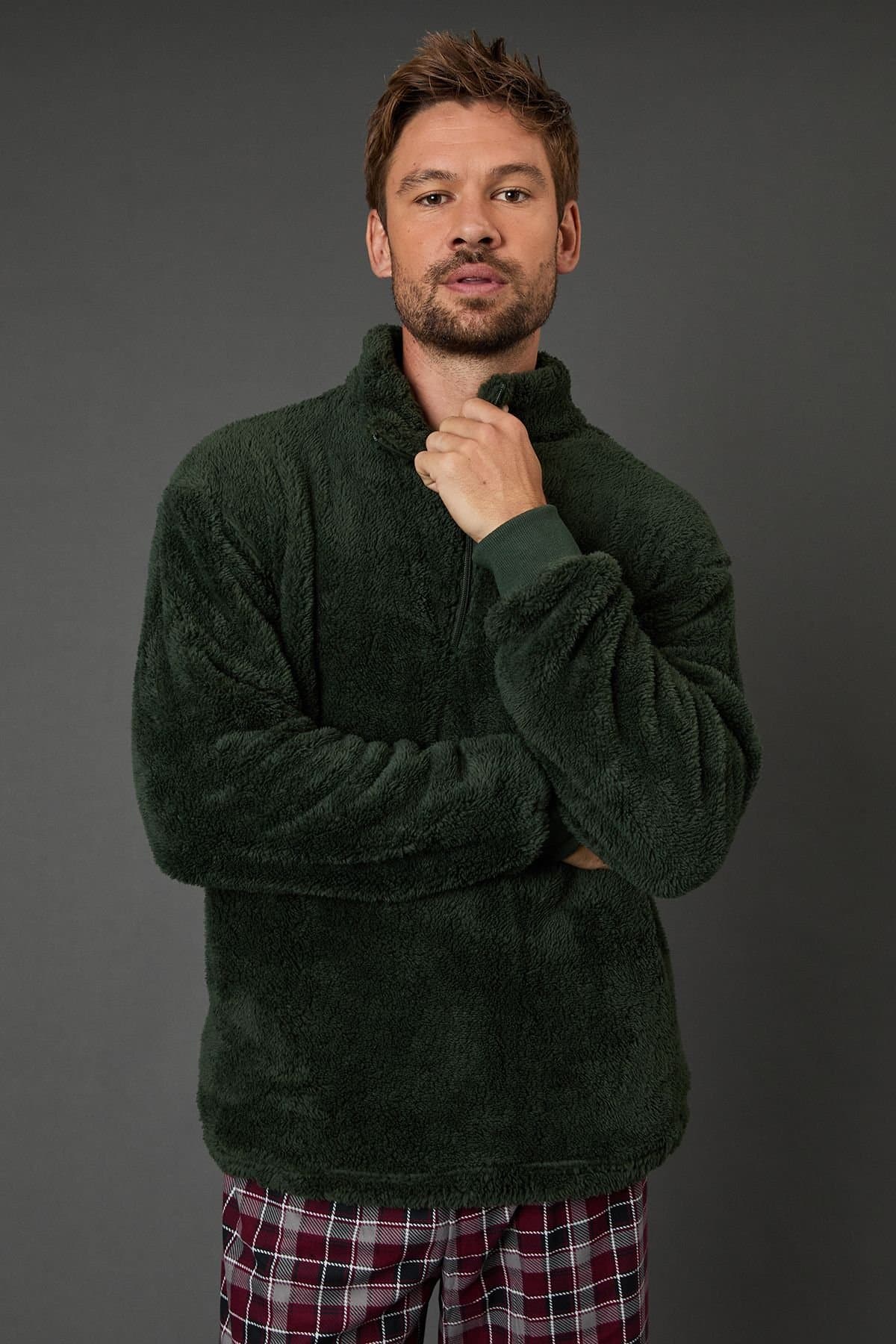 Maine Maine Men's Green Sherpa Half Zip Top