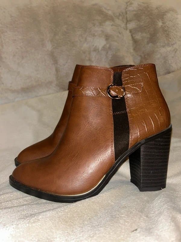 New Look New look brown leather heeled ankle boots