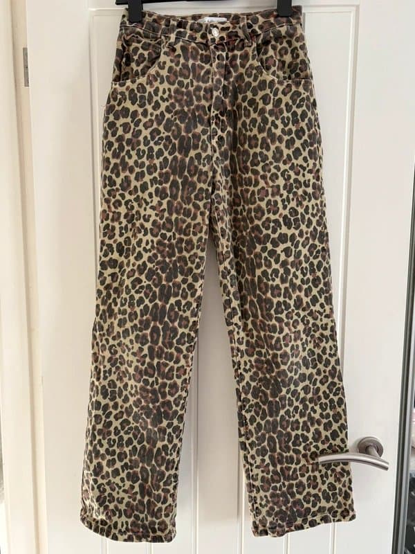 Never Fully Dressed Neverfullydressed leopard print jeans size 10