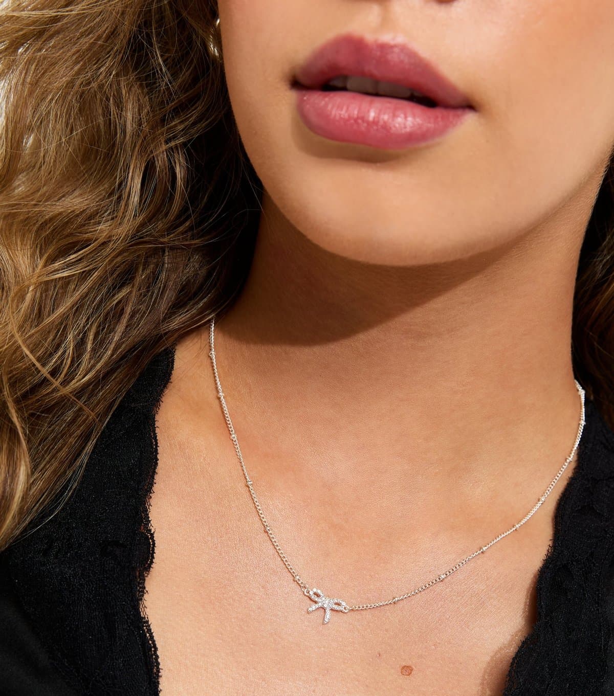 New Look Silver Tone Diamanté Bow Chain Necklace New Look