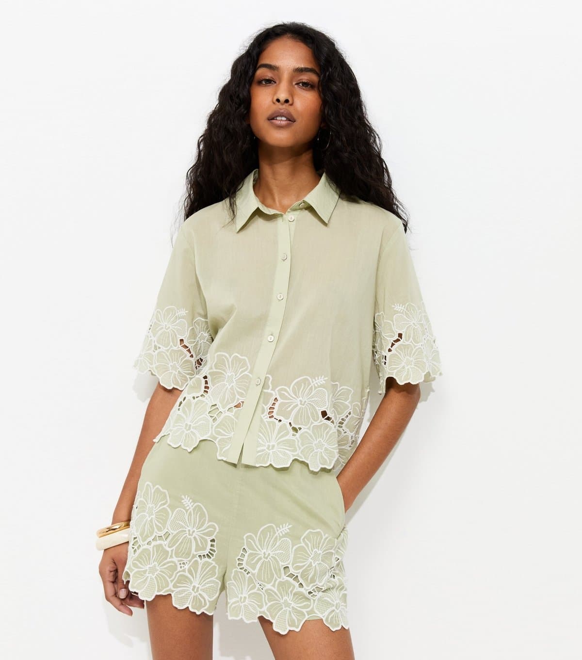 New Look New Look Green Cotton Embroidered Shorts