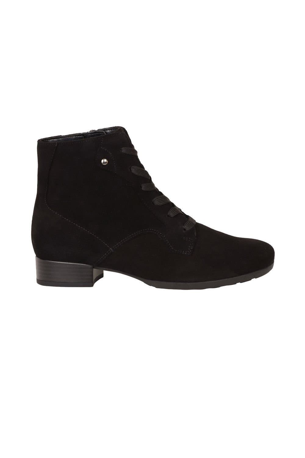 Gabor Gabor Women's 'Balban' Lace Up Ankle Boots in Jet Black