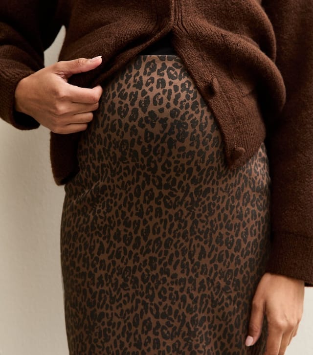 New Look Women's Maternity Brown Leopard Jacquard Tube Skirt New Look - 2