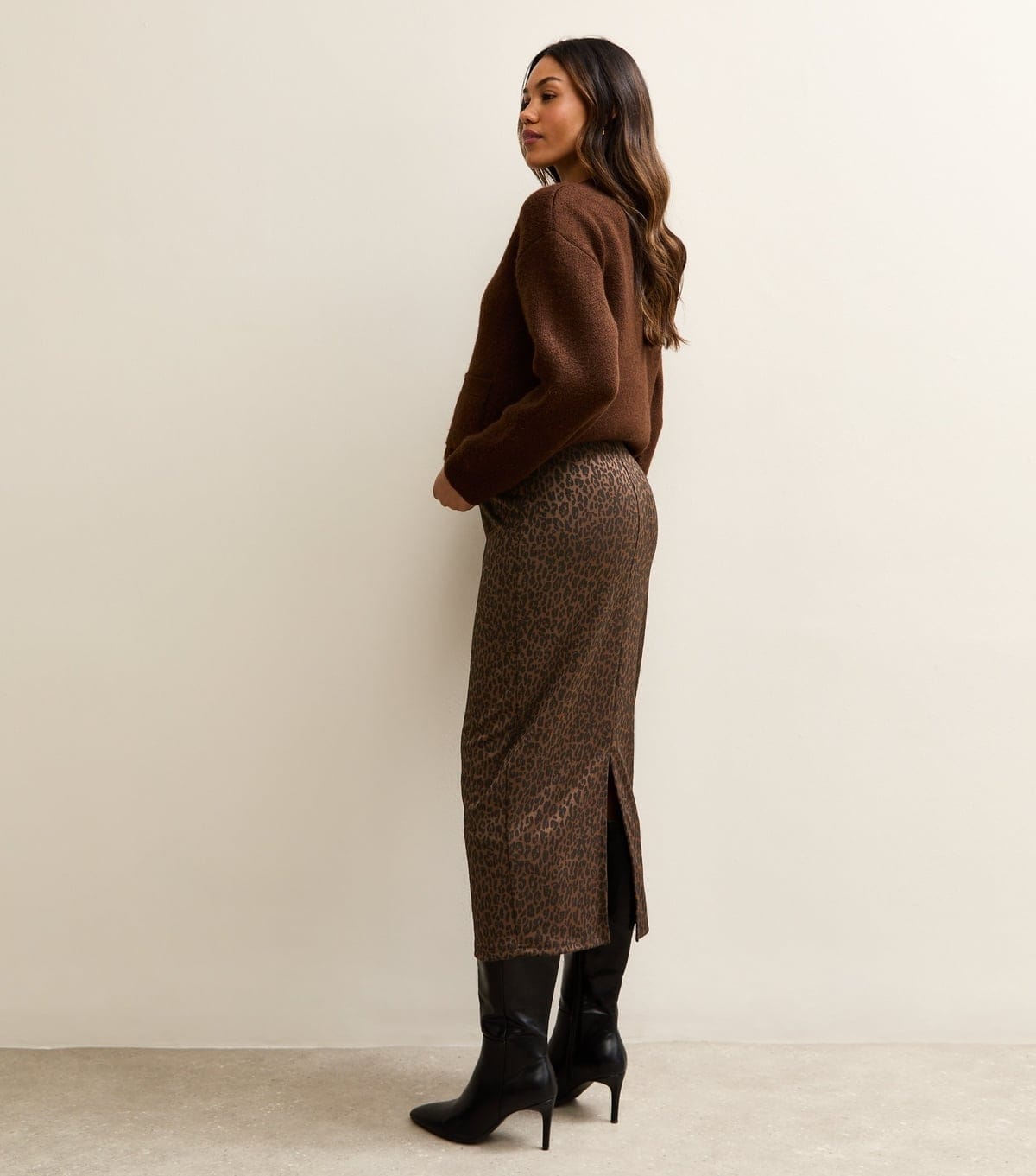 New Look Women's Maternity Brown Leopard Jacquard Tube Skirt New Look - 4