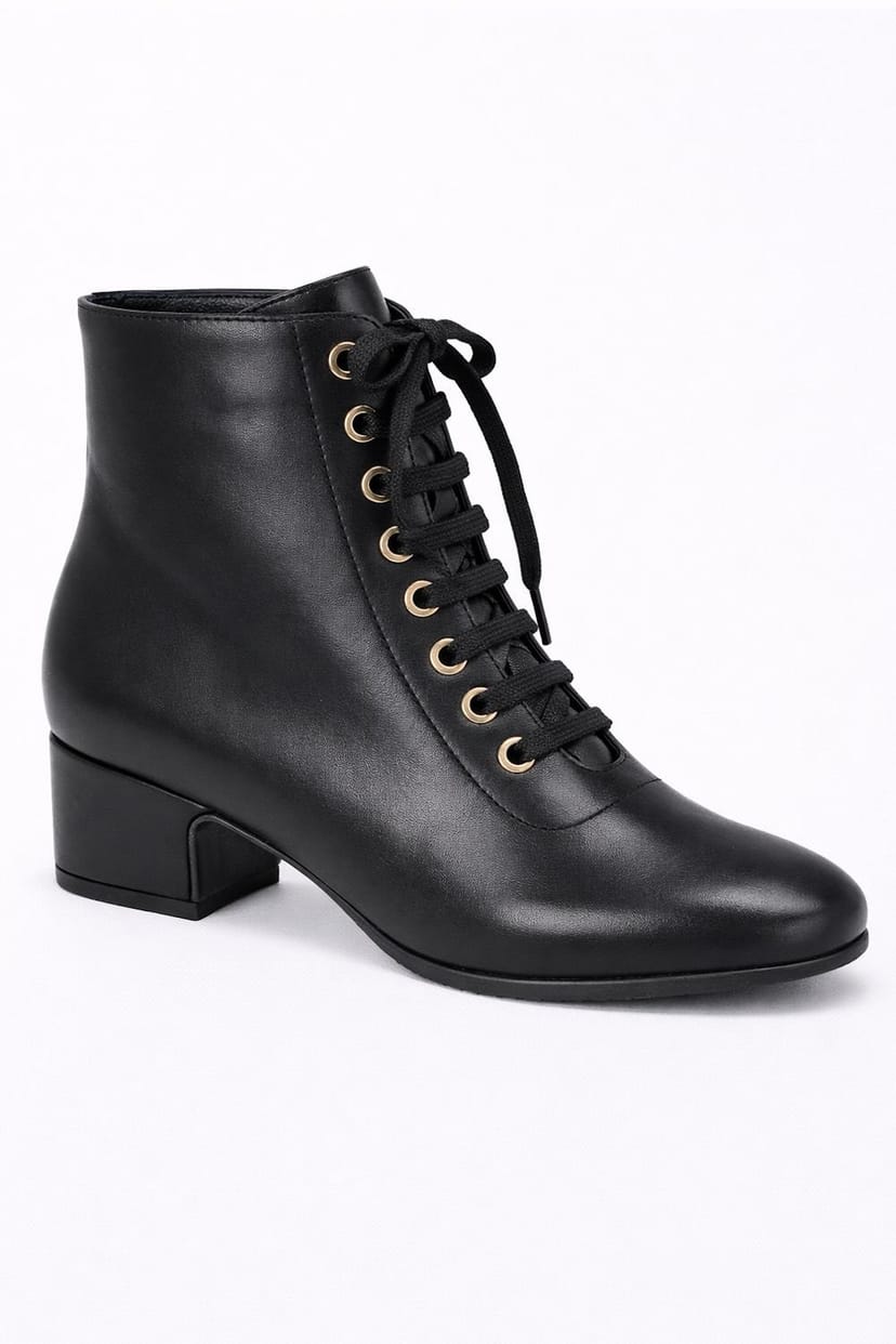 Spot On Spot On Women's Low Block Heel Lace-Up Ankle Boot with Metal Eyelets in Black - 1