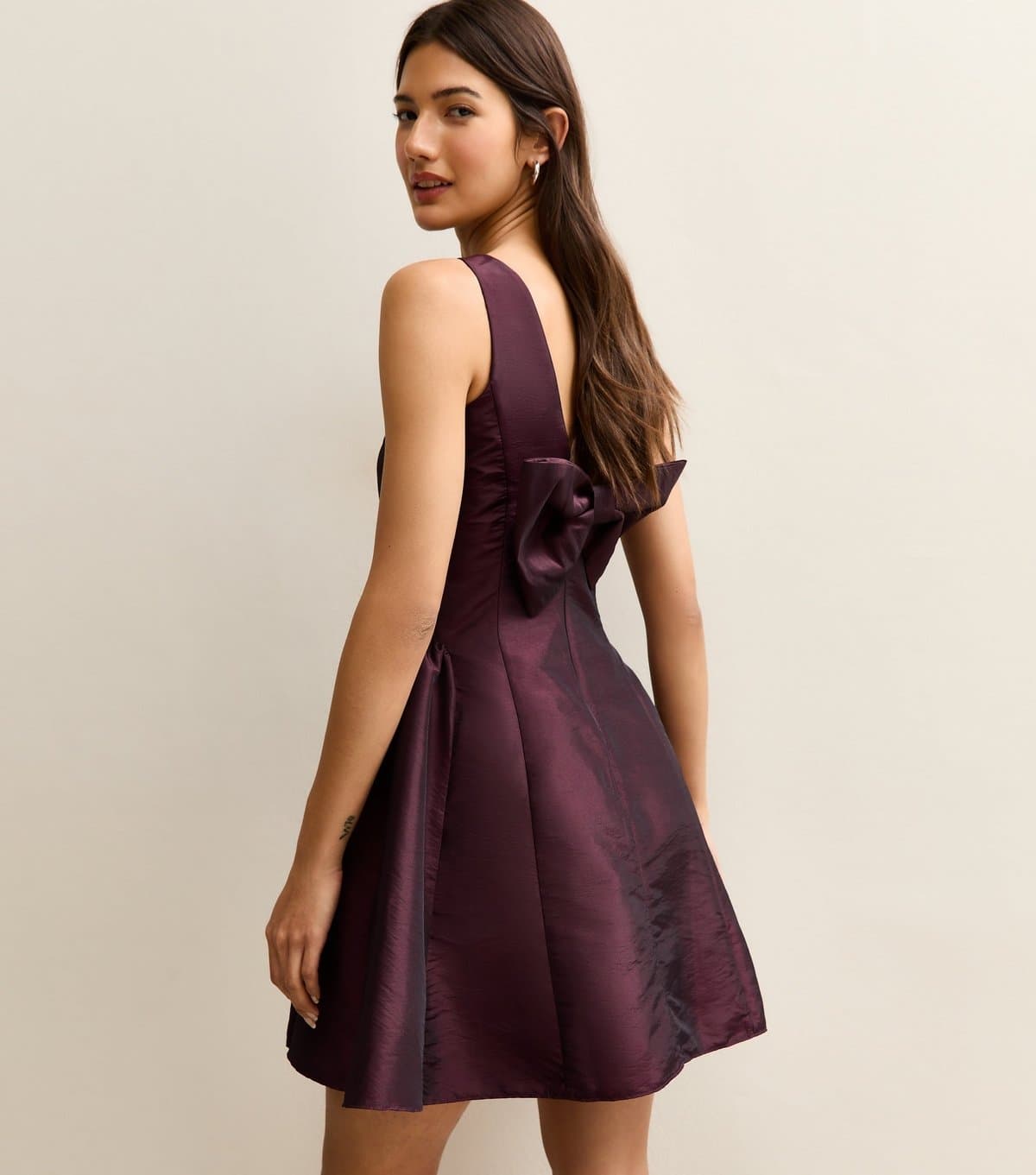 New Look Women's Burgundy Bow Back Taffeta Mini Dress New Look