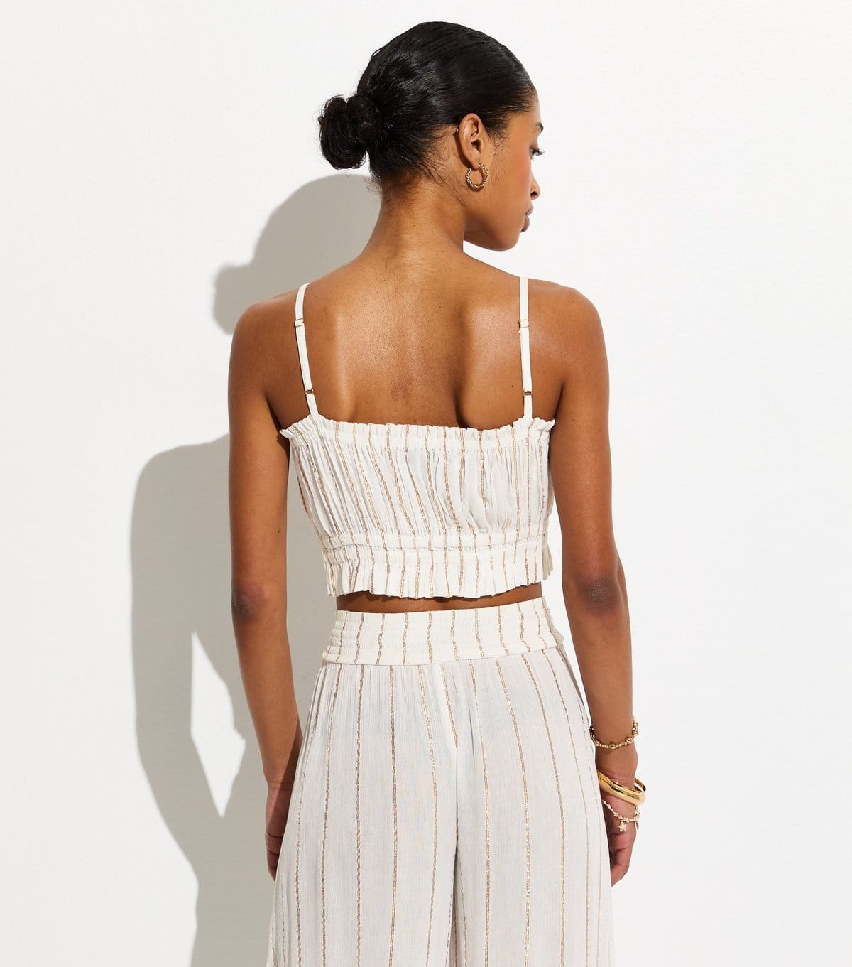 New Look Women's White Metallic Striped Shirred Crop Top New Look - 4