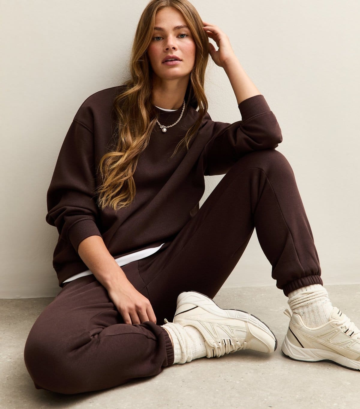 New Look Women's Dark Brown Cuffed Ankle Joggers New Look - 1