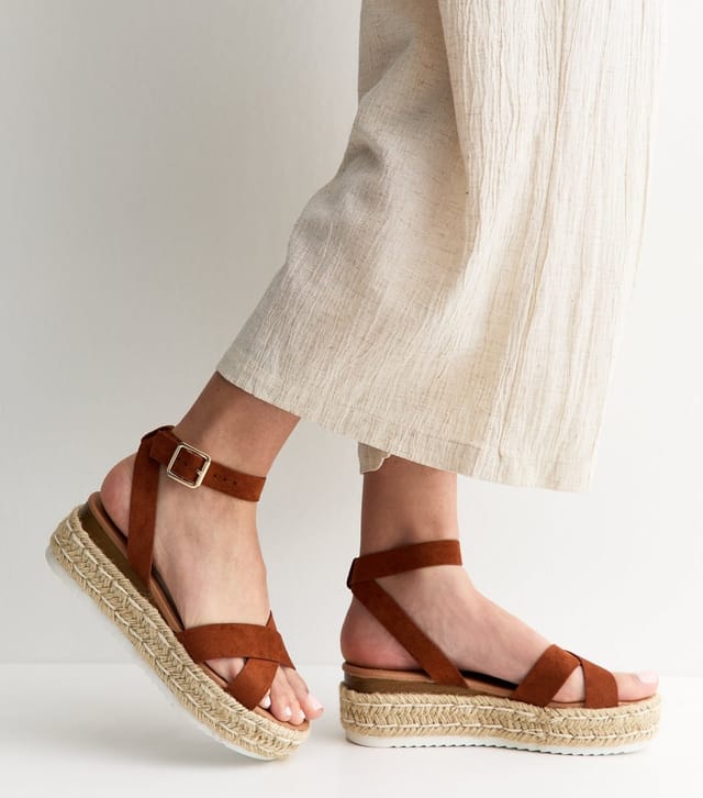 New Look Women's Rust Brown Faux Suede Crossover Strap Flatform Sandals Vegan New Look - 2