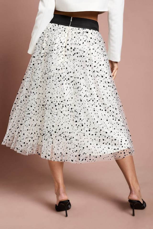 Coast Coast Women's Lisa Tan Pleated Polka Dot Mesh Midi Skirt in Mono - 3