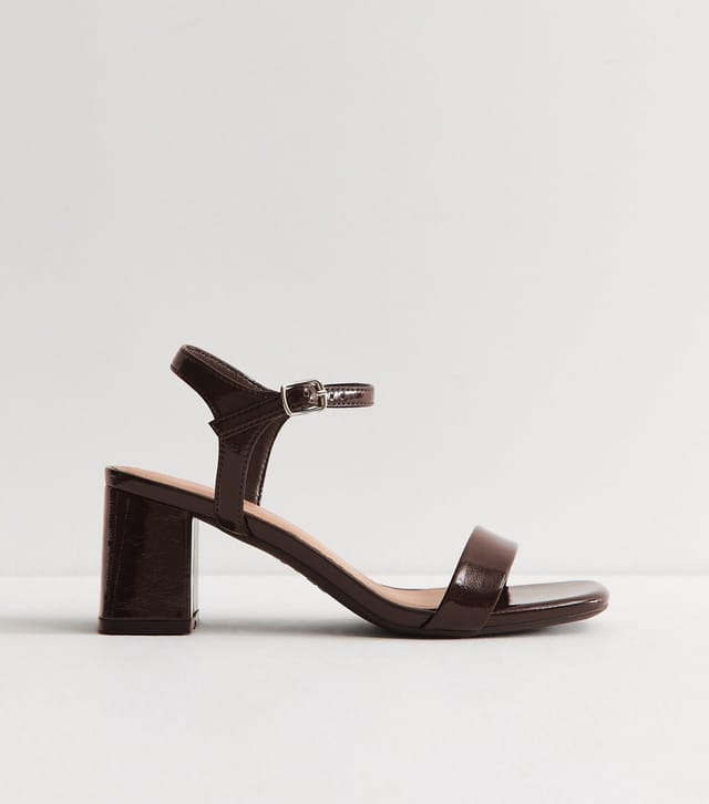New Look Women's Wide Fit Dark Brown Patent Faux Leather Block Heel Sandals Vegan New Look - 2