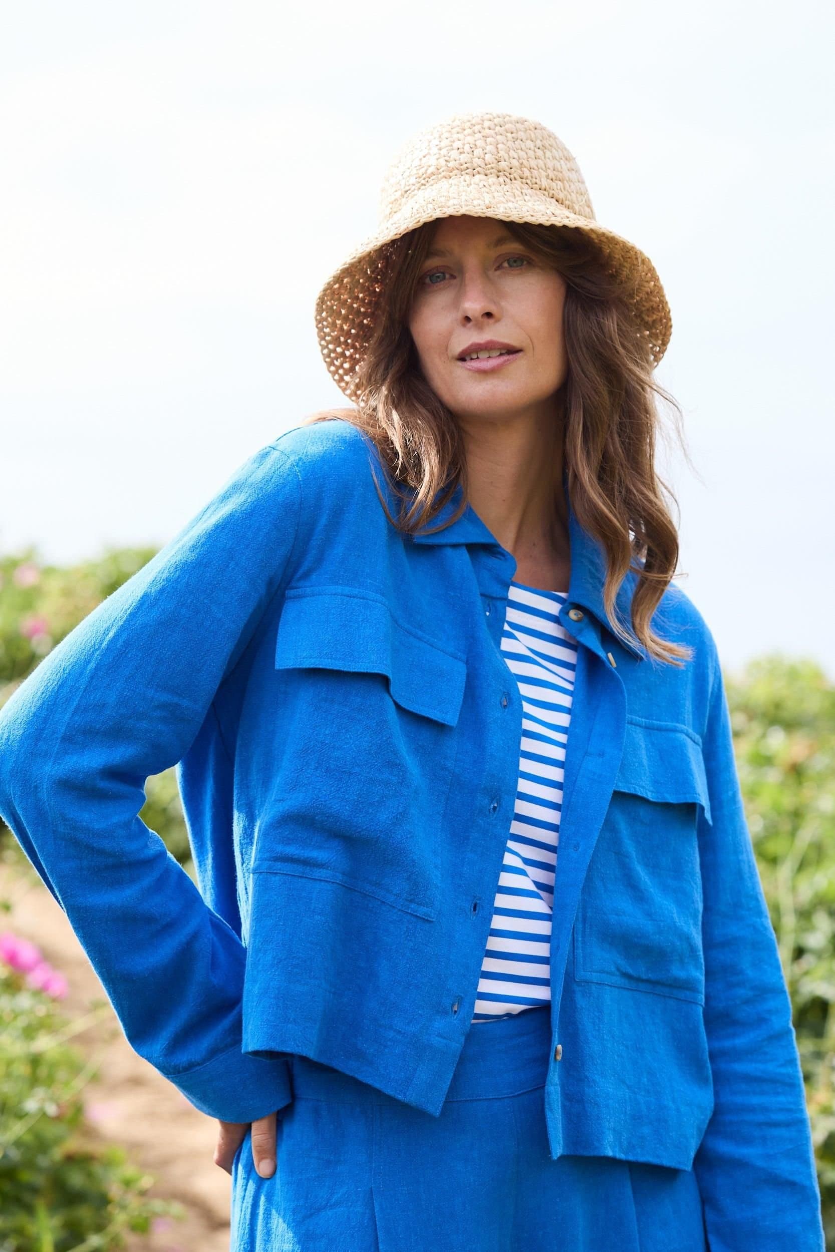 Lily & Me Lily & Me Women's Grasslands Linen Blend Jacket in Cobalt