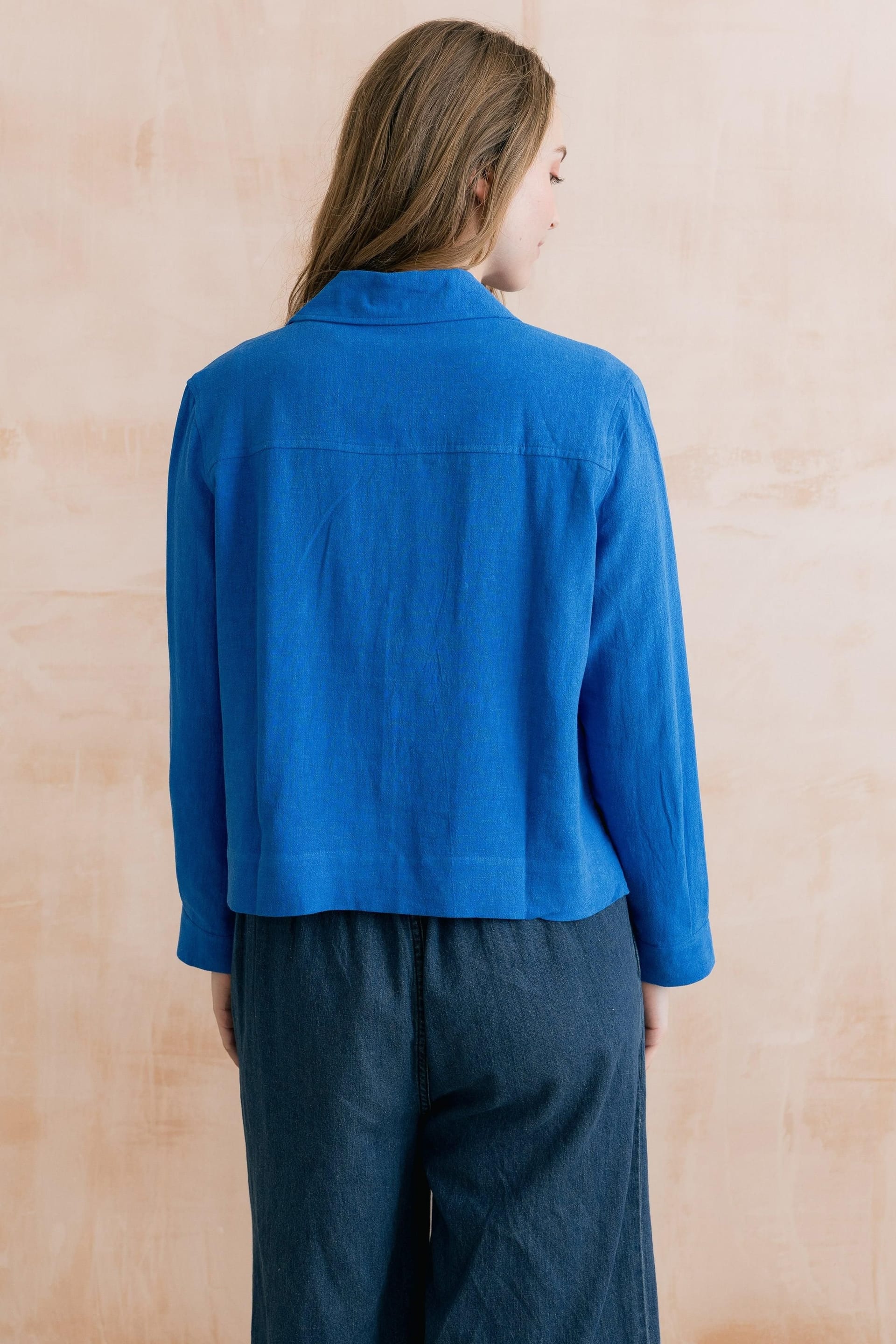 Lily & Me Lily & Me Women's Grasslands Linen Blend Jacket in Cobalt - 4