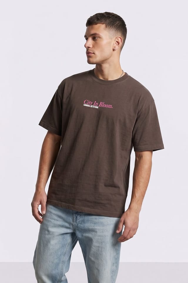 LONDON ATTITUDE LONDON ATTITUDE Men's Tokyo City in Bloom Oversized Heavyweight Graphic T-Shirt in Chocolate - 3