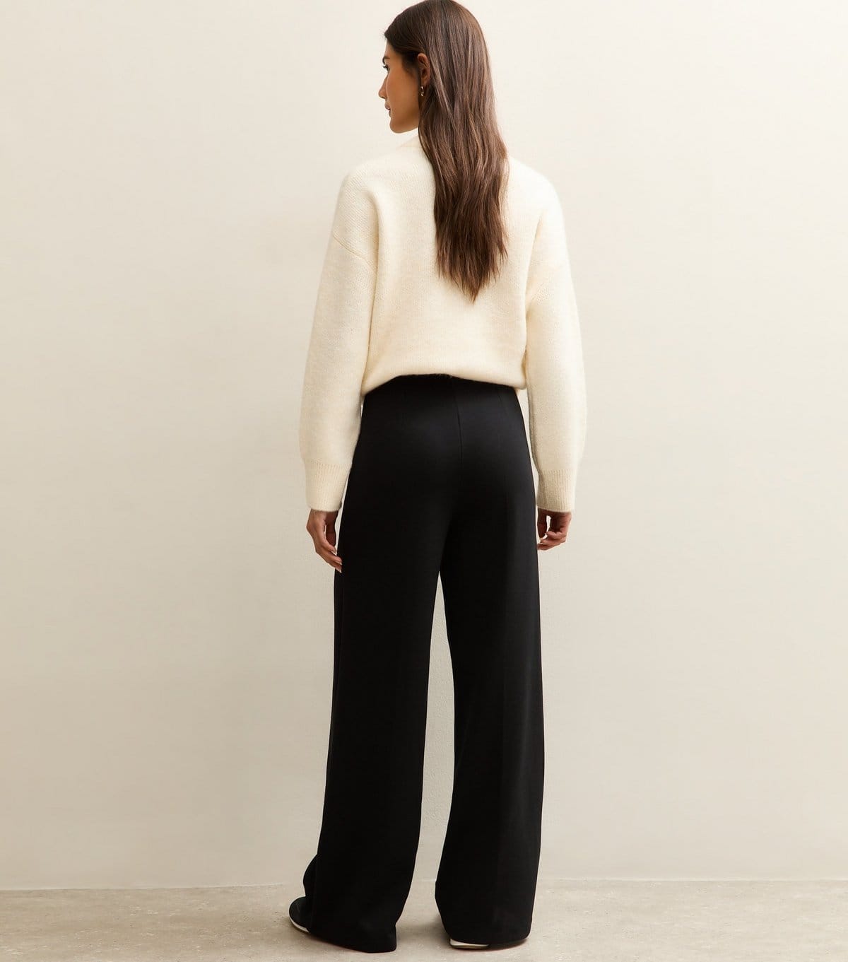 New Look Women's Black Elasticated Waist Wide Leg Trousers New Look - 4