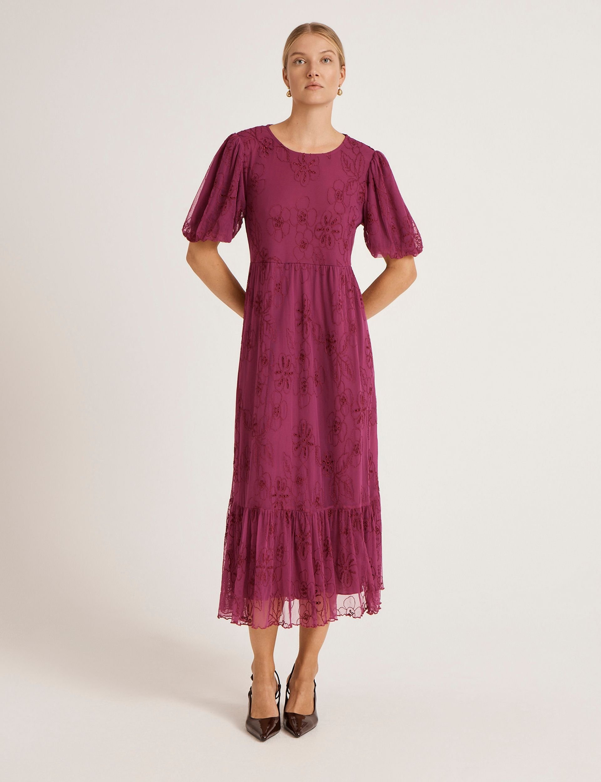 Finery London Finery London Women's Yasmine Floral Mesh Tiered Midi Dress in Aubergine - 2