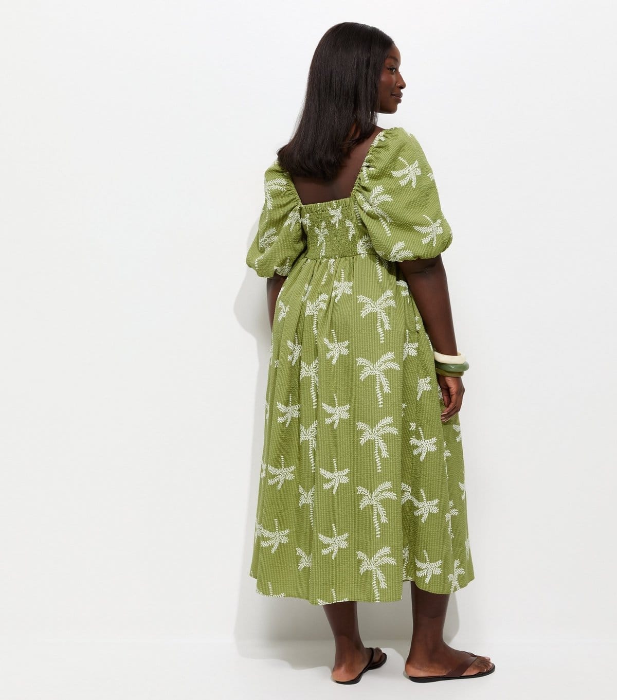 New Look Women's Plus Size Green Palm Embroidered Seersucker Midi Dress Curves New Look - 4