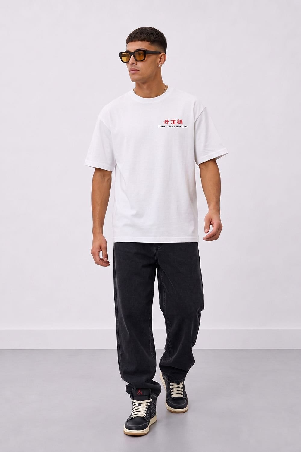 LONDON ATTITUDE LONDON ATTITUDE Men's Japanese Crane Oversized Heavyweight Graphic T-Shirt in White - 4