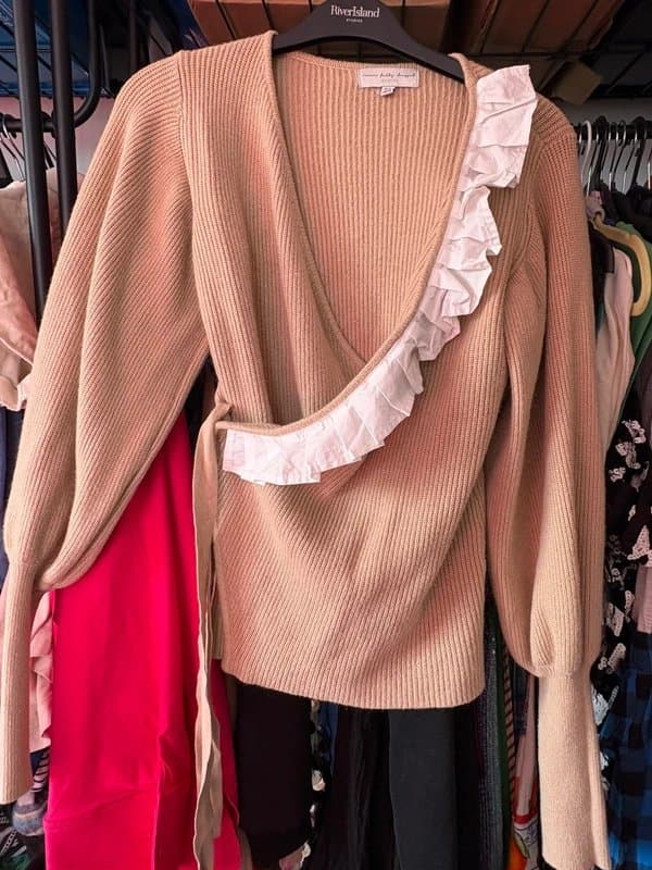Never Fully Dressed Never fully dressed cream jumper