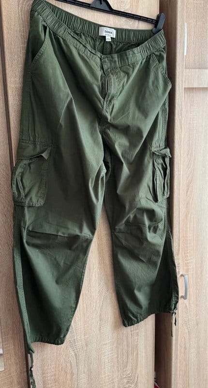 New Look Khaki Green Cargo Pants