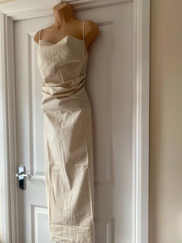 Pretty Lavish Stylish long summer dress Pretty Lavish size 12, cotton, new with tags
