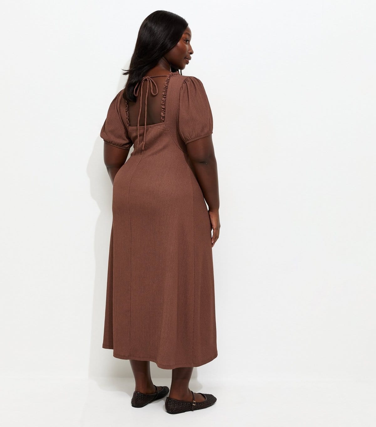 New Look Women's Plus Size Dark Brown Crinkle Texture Milkmaid Midi Dress Curves New Look - 4